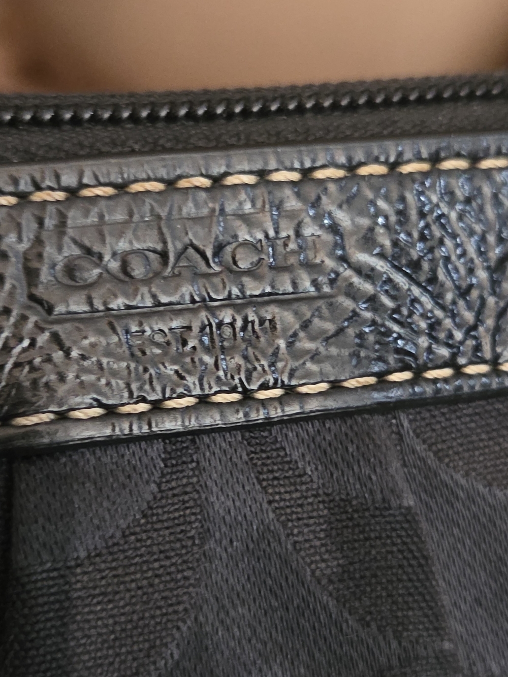 Coach Black Signature C Jacquard Fabric Patent Leather Wristlet - Picture 7 of 7